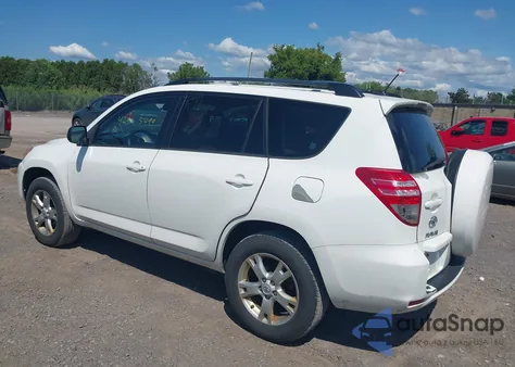 2012 Toyota Rav4 из США, поврежденный, VIN 2T3BF4DV7CW228100